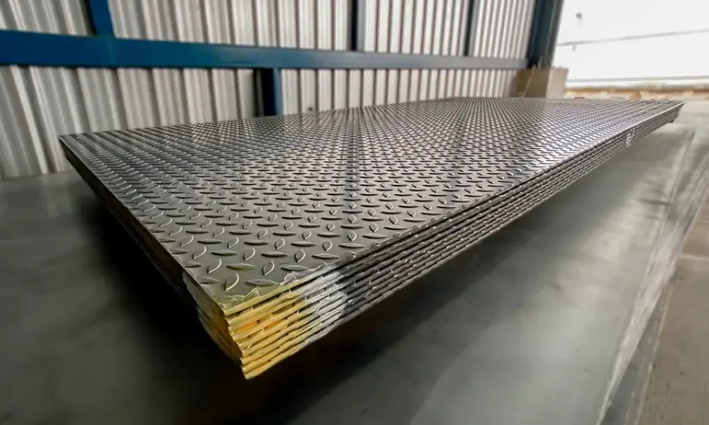 Steel,With,Chicken,Feet,Pattern.,Checkered,Plate.,Anti-slip,Pattern,Sheets. Steel,With,Chicken,Feet,Pattern.,Checkered,Plate.,Anti-slip,Pattern,Sheets.
